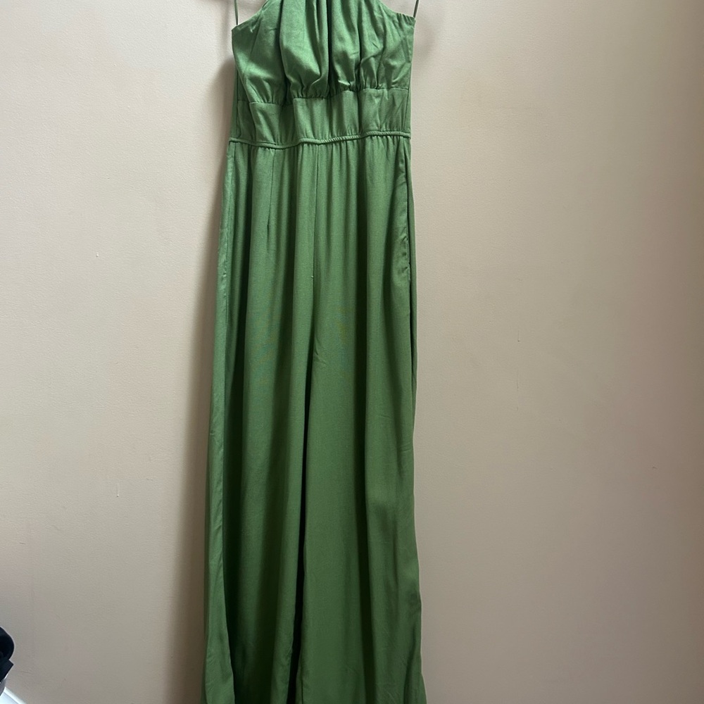 Francesca's Collections Green Ruched Strapless Gown
